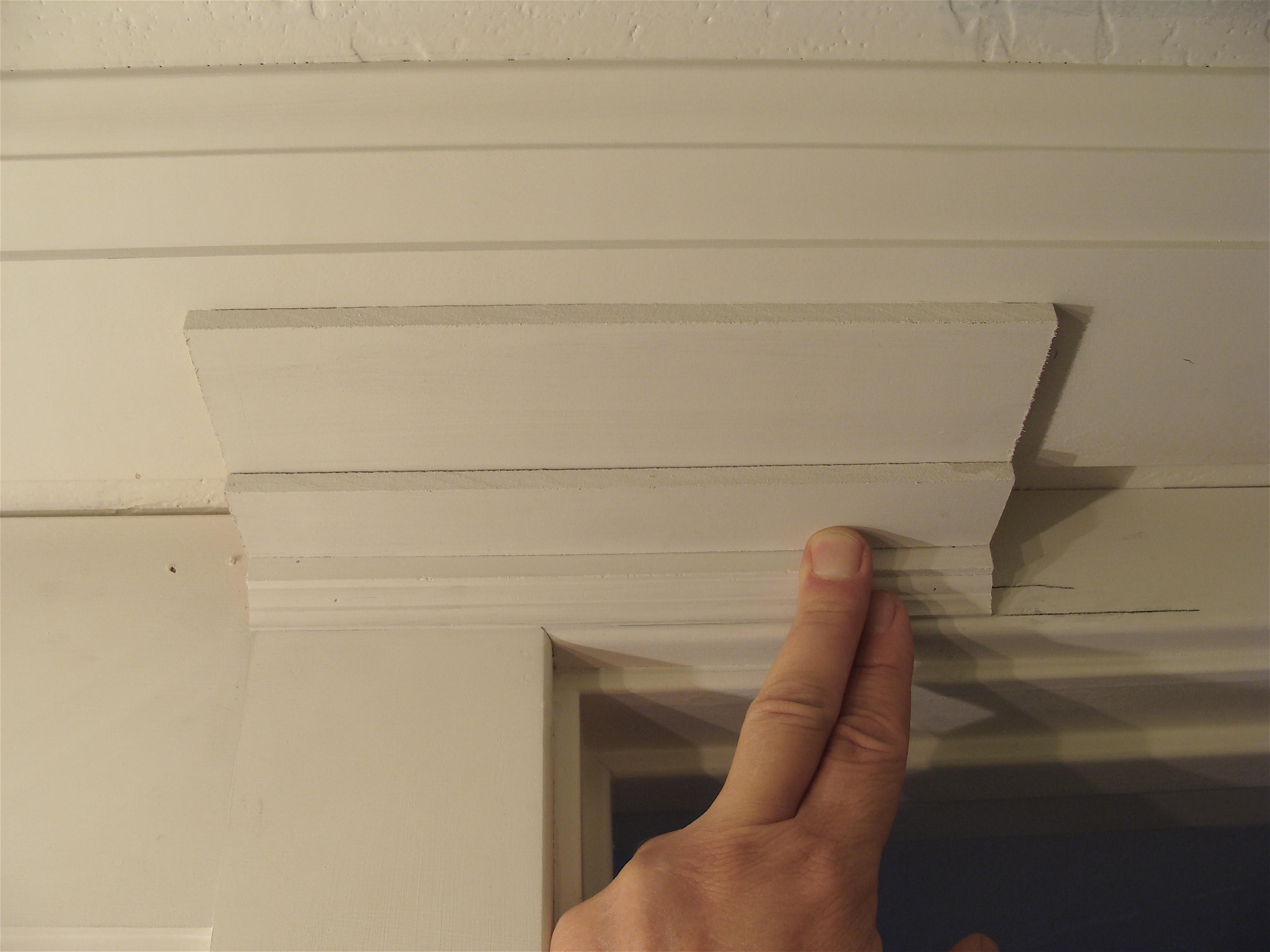 16diycrownmoldingmodelprimed The Joy of Moldings