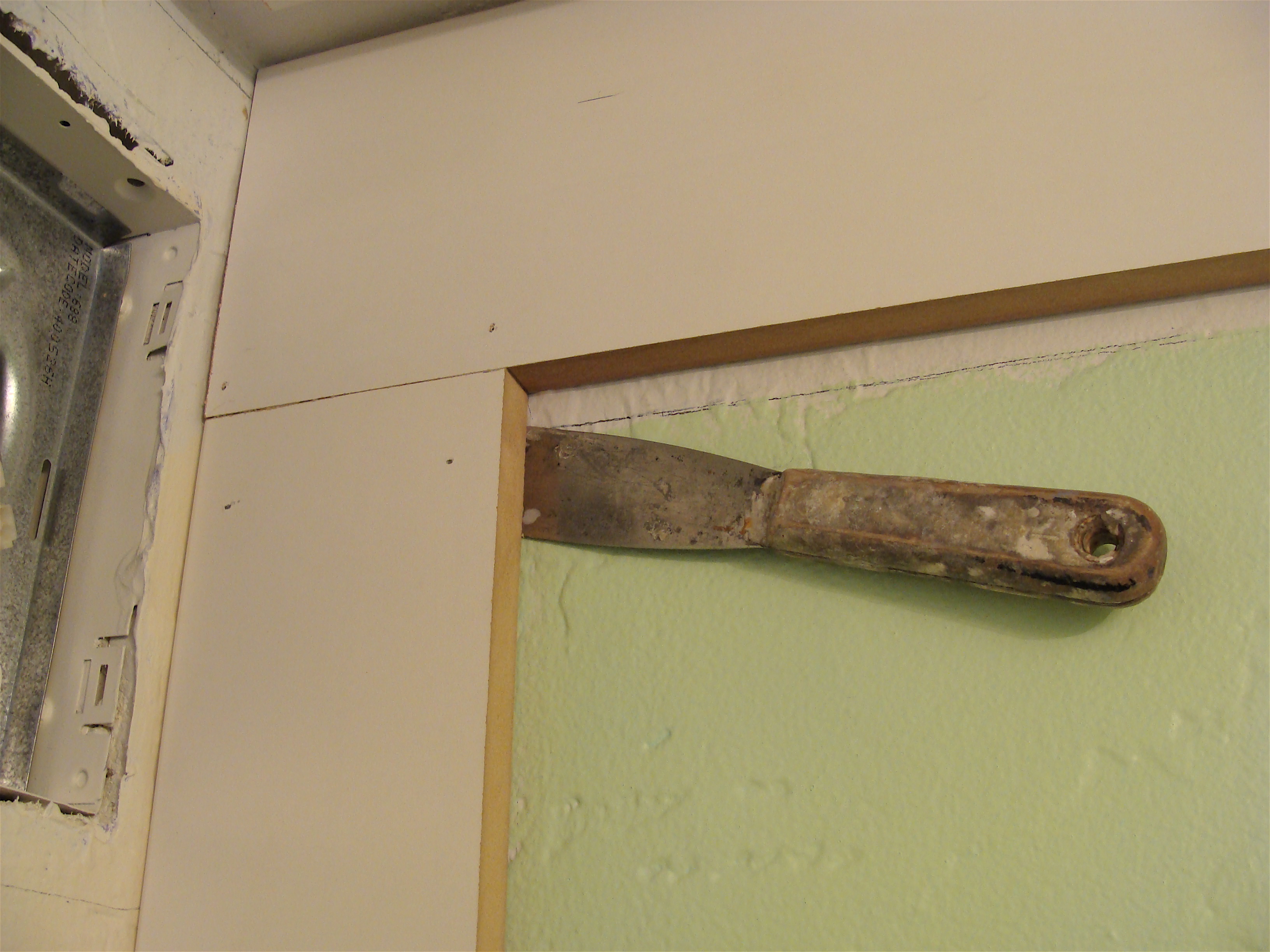 howtoinstallbathroommoldings The Joy of Moldings